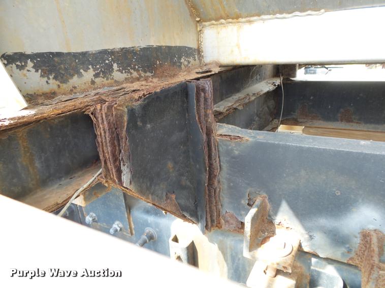 image for item K1095 2000 Mack CH613 tender truck