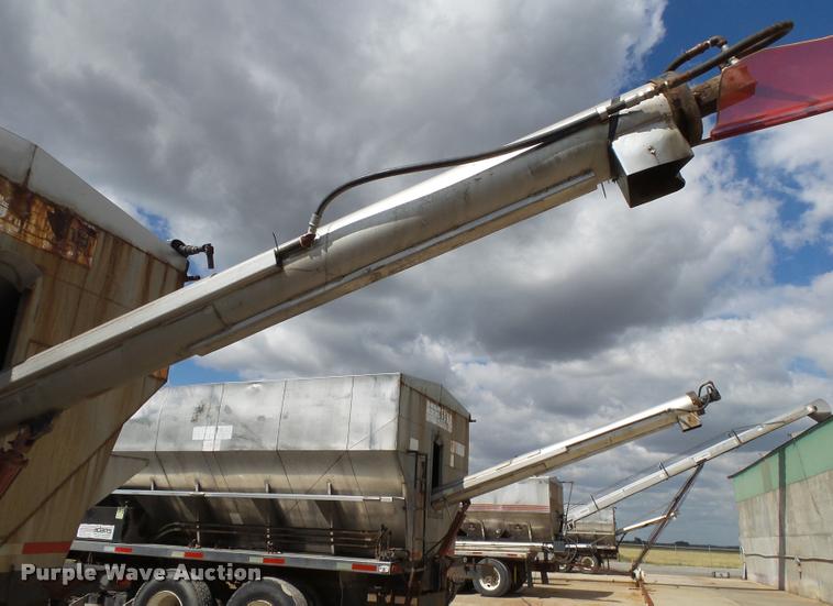 image for item K1095 2000 Mack CH613 tender truck