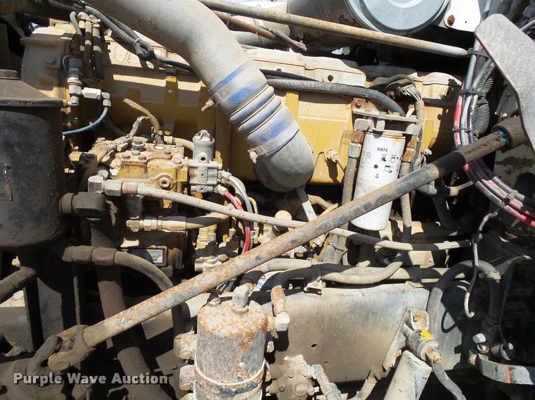 image for item K1096 1996 Freightliner FLD12064T tender truck