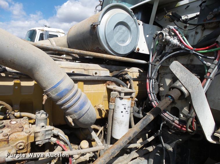 image for item K1096 1996 Freightliner FLD12064T tender truck