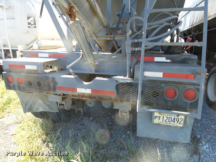 image for item K1105 2000 Adams tender trailer