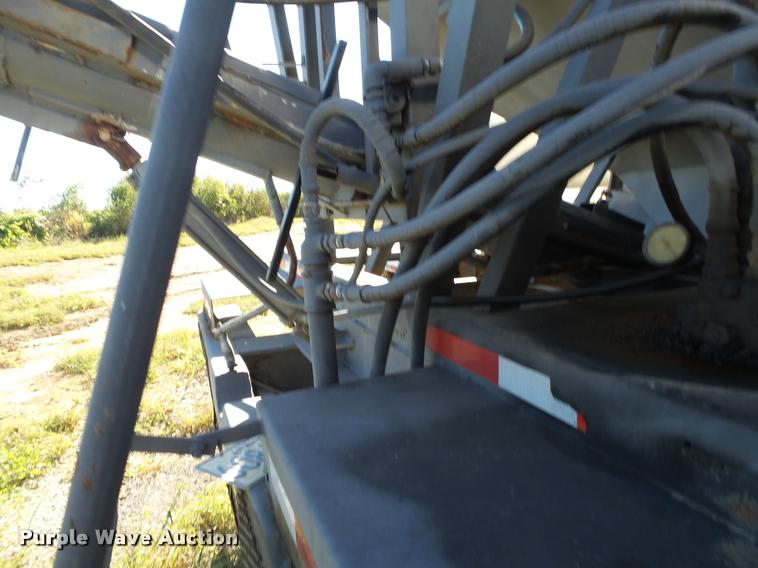 image for item K1105 2000 Adams tender trailer