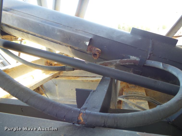 image for item K1105 2000 Adams tender trailer