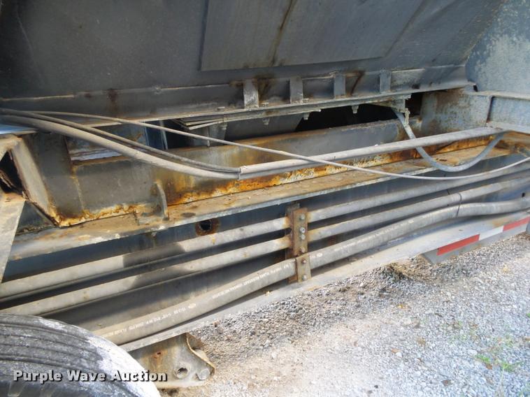 image for item K1105 2000 Adams tender trailer