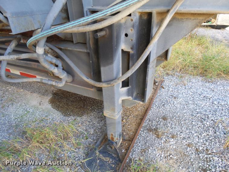 image for item K1105 2000 Adams tender trailer