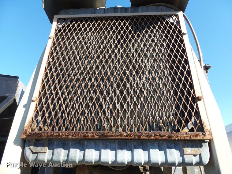 image for item K1105 2000 Adams tender trailer