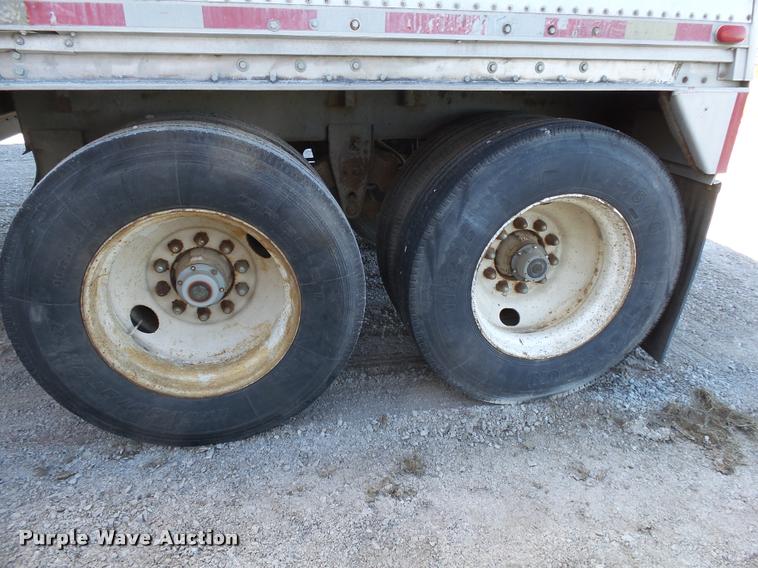 image for item K1107 1990 Chamberlin JDWH-100 double hopper grain trailer