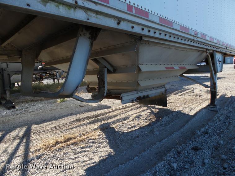 image for item K1107 1990 Chamberlin JDWH-100 double hopper grain trailer