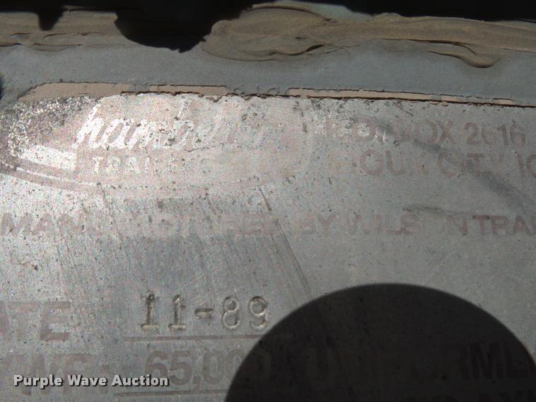 image for item K1107 1990 Chamberlin JDWH-100 double hopper grain trailer