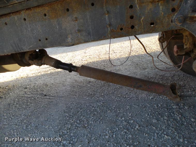 image for item K1110 1991 Freightliner FLD12064T tender truck