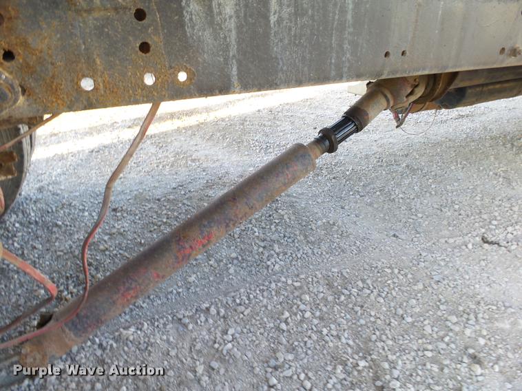 image for item K1110 1991 Freightliner FLD12064T tender truck