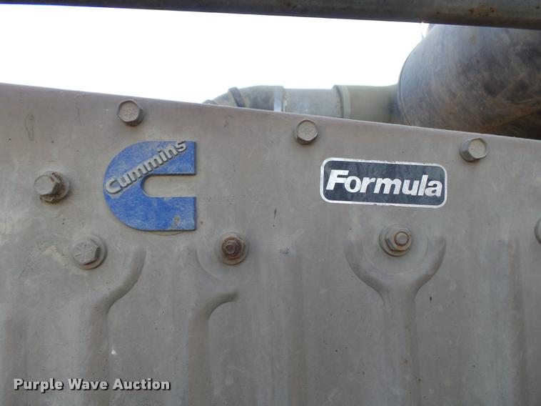 image for item K1110 1991 Freightliner FLD12064T tender truck