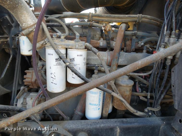 image for item K1111 1993 Mack CH613 tender truck