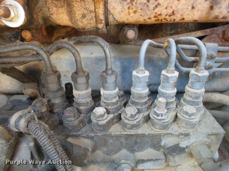 image for item K1111 1993 Mack CH613 tender truck