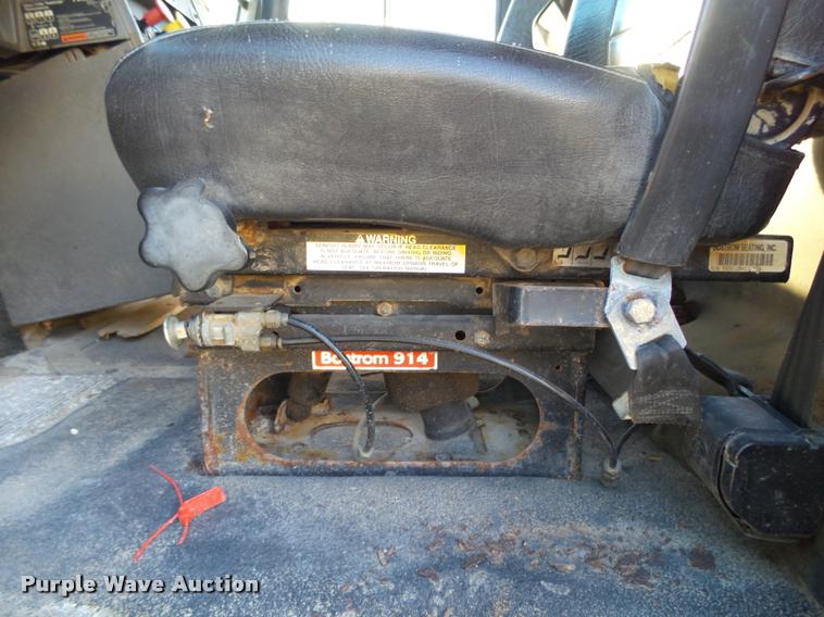 image for item K1111 1993 Mack CH613 tender truck