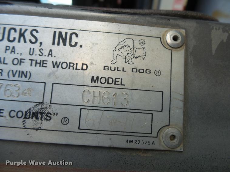 image for item K1111 1993 Mack CH613 tender truck