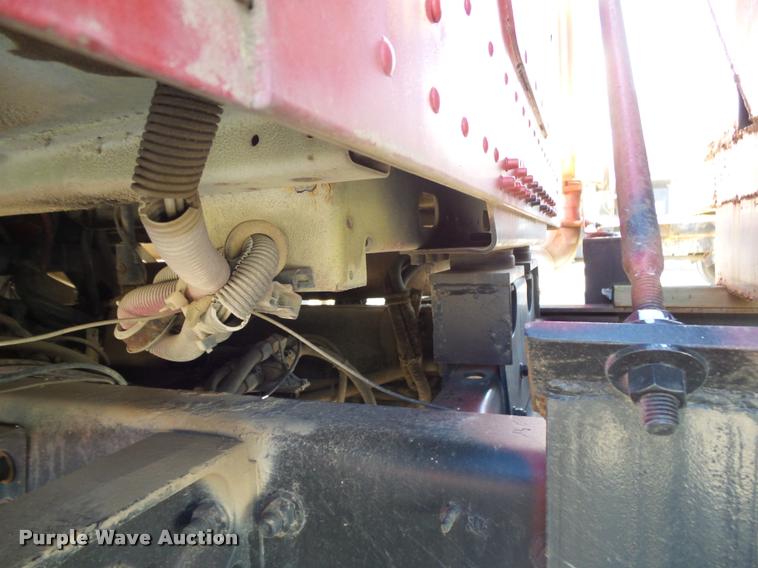 image for item K1112 1994 Freightliner FLD11264ST tender truck