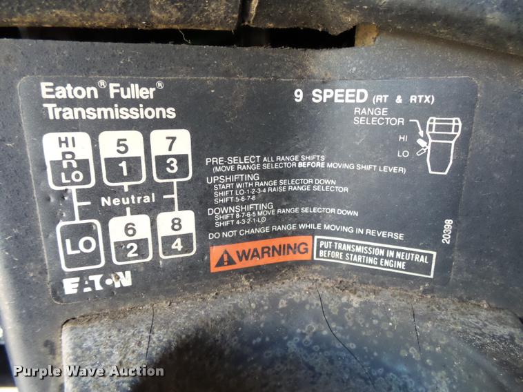 image for item K1112 1994 Freightliner FLD11264ST tender truck