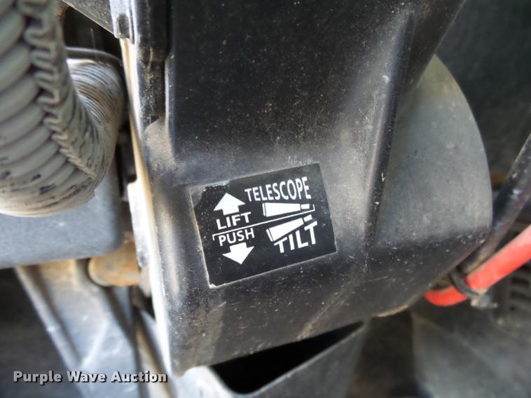 image for item K1113 2000 Freightliner FLD11264ST tender truck