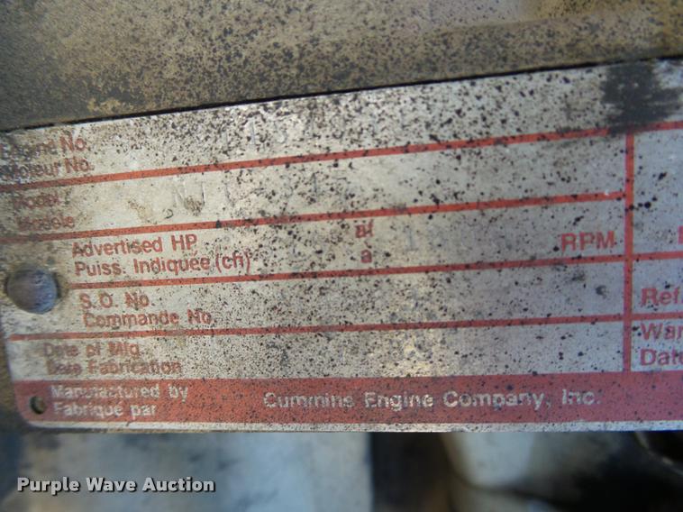 image for item K1114 1990 Freightliner FLC12064T tender truck