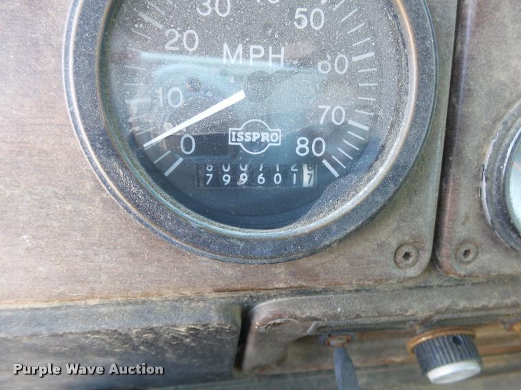 image for item K1114 1990 Freightliner FLC12064T tender truck