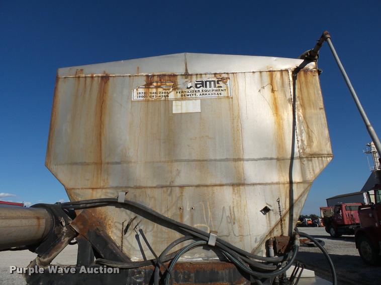 image for item K1115 1999 Freightliner FLD12064T tender truck