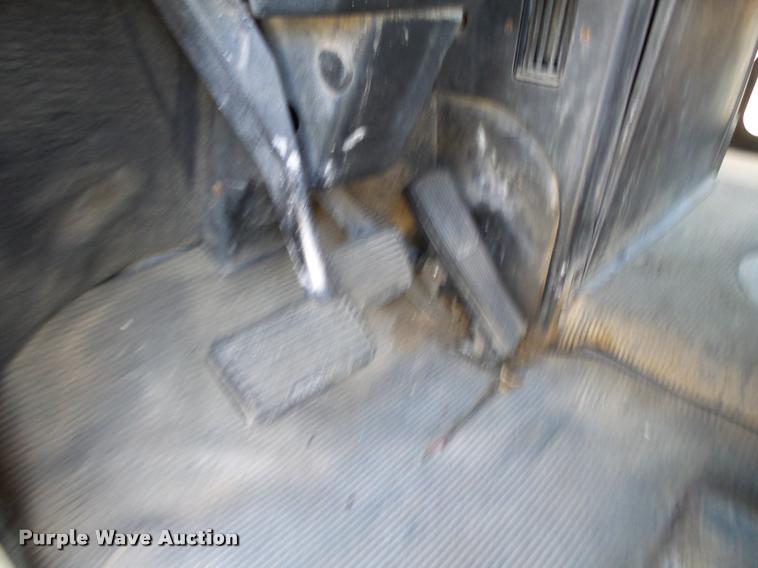 image for item K1115 1999 Freightliner FLD12064T tender truck