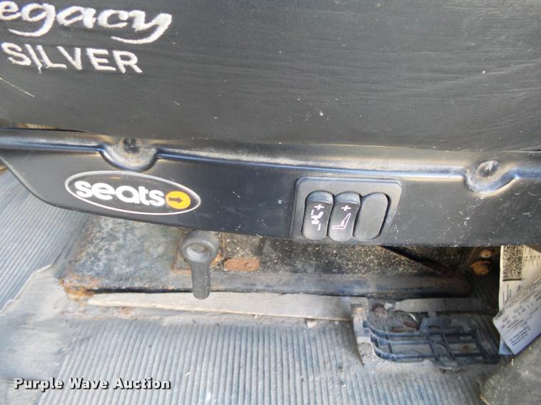 image for item K1115 1999 Freightliner FLD12064T tender truck