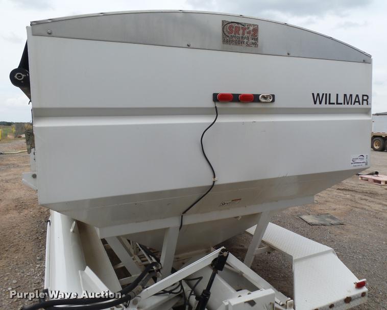 image for item K3008 Willmar Side Shooter 16 double hopper bed