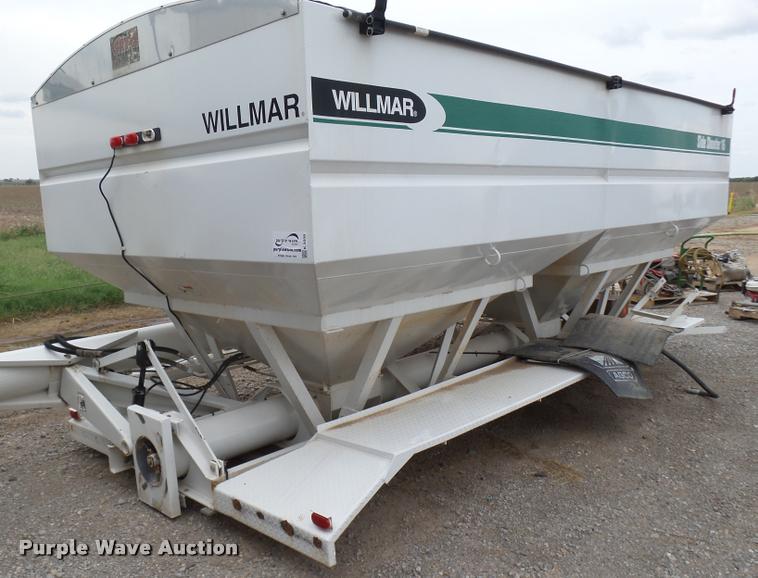 image for item K3008 Willmar Side Shooter 16 double hopper bed