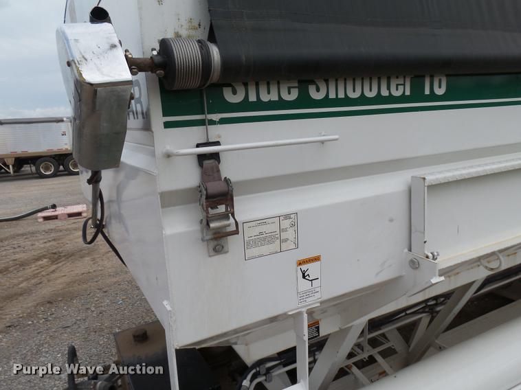 image for item K3008 Willmar Side Shooter 16 double hopper bed