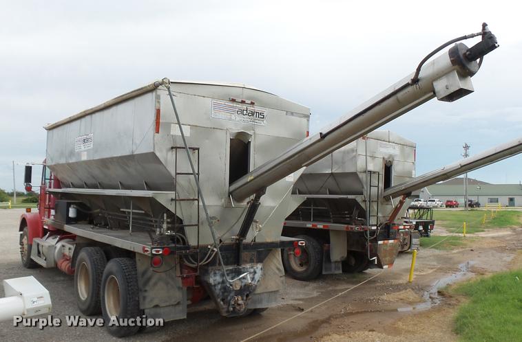 image for item K3009 1994 Freightliner FLD112SD fertilizer delivery truck