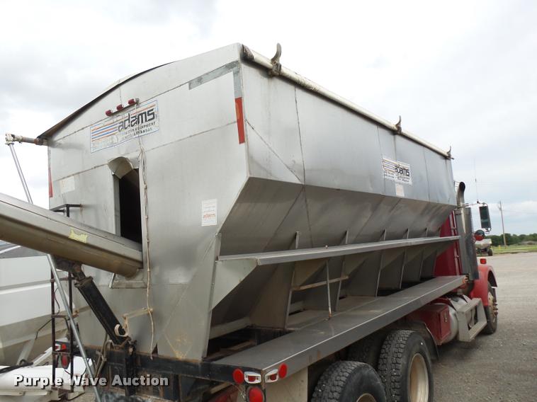 image for item K3009 1994 Freightliner FLD112SD fertilizer delivery truck