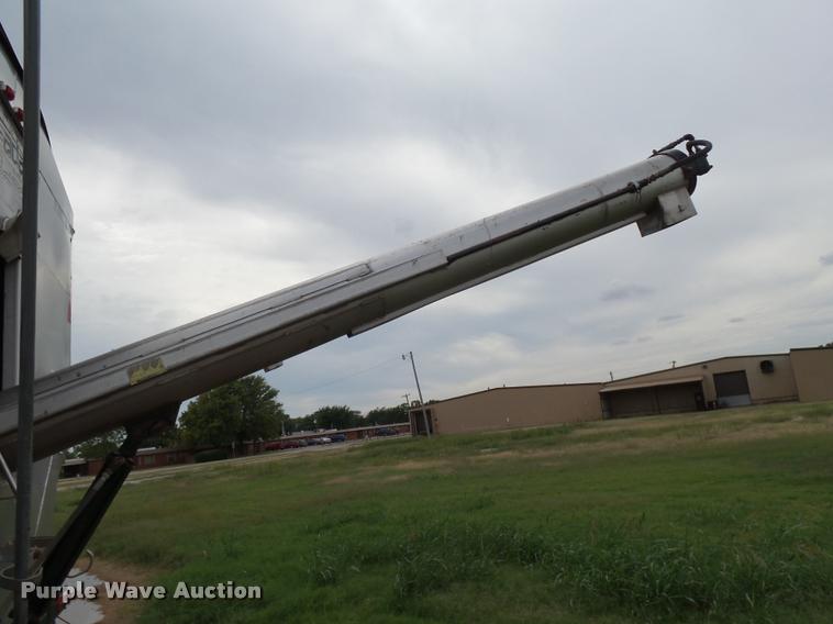 image for item K3009 1994 Freightliner FLD112SD fertilizer delivery truck