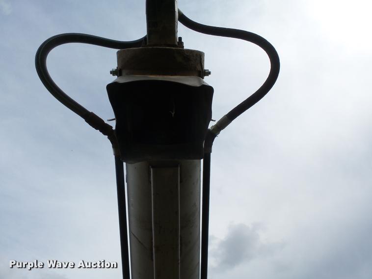 image for item K3010 1990 International 9300 fertilizer delivery truck