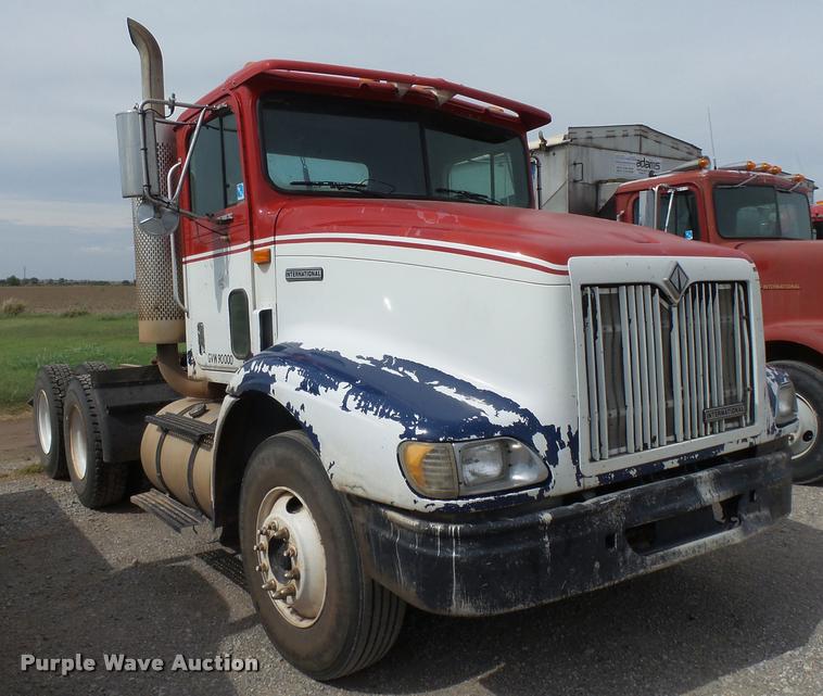 image for item K3011 1999 International 9100 semi truck