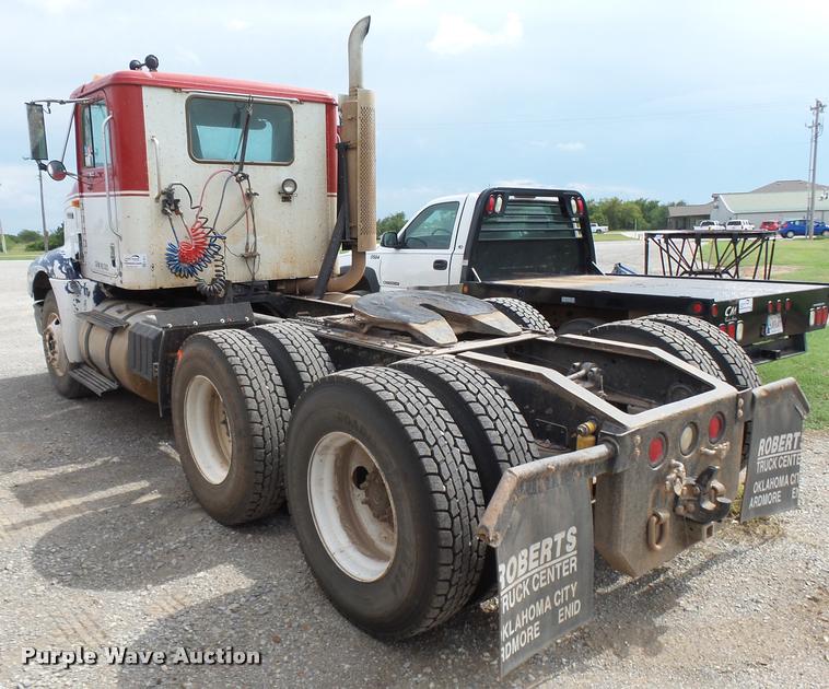 image for item K3011 1999 International 9100 semi truck