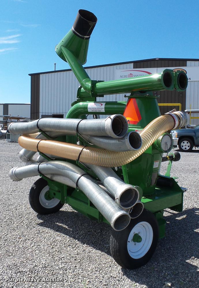 image for item K3468 2014 Walinga 7614 Grain-Vac vacuum