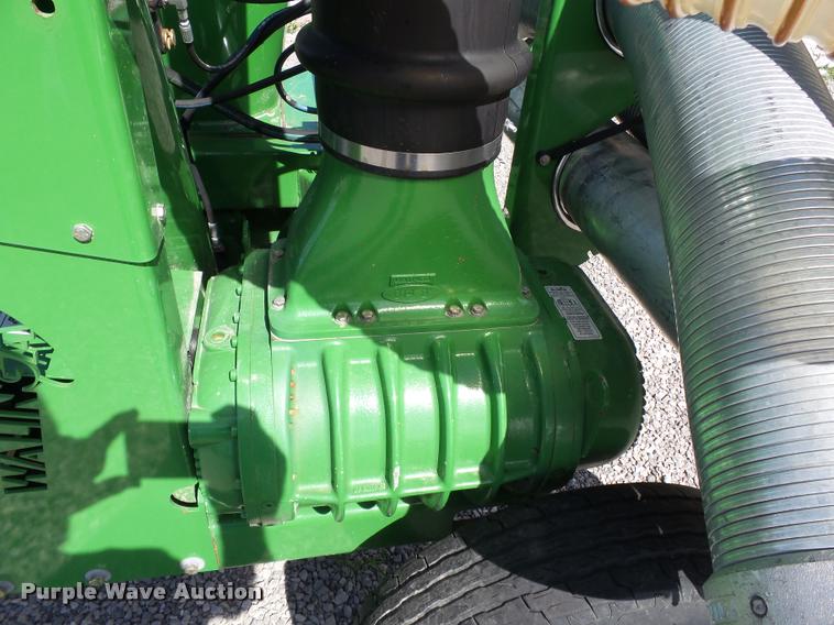 image for item K3468 2014 Walinga 7614 Grain-Vac vacuum