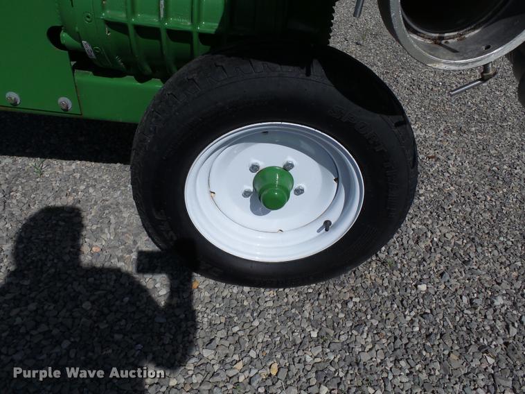 image for item K3468 2014 Walinga 7614 Grain-Vac vacuum