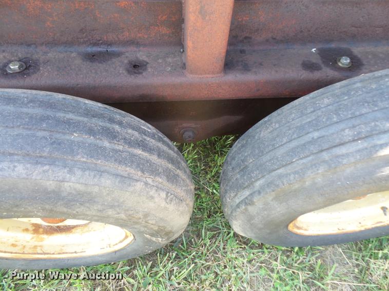 image for item K3704 Farm Hand F45A manure spreader