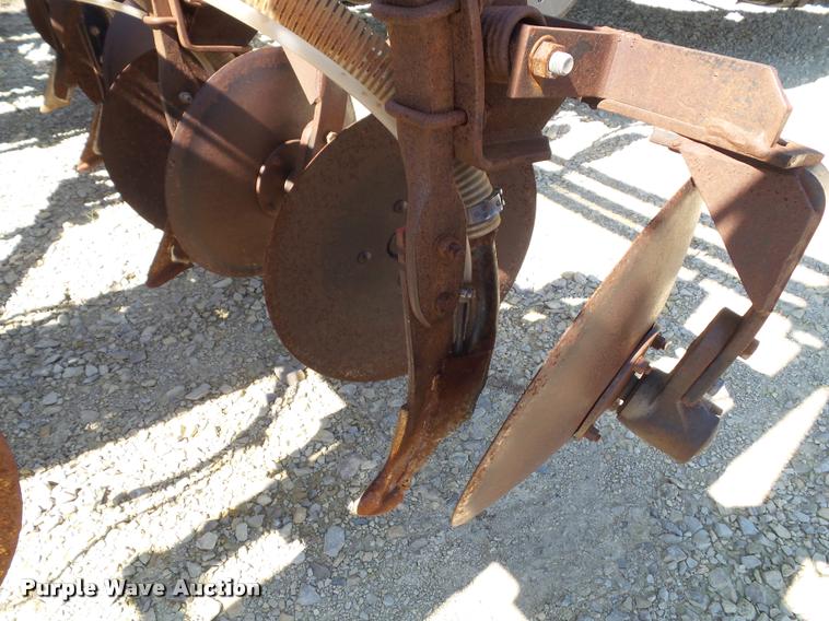 image for item K8201 Progressive 6200 12 row strip till