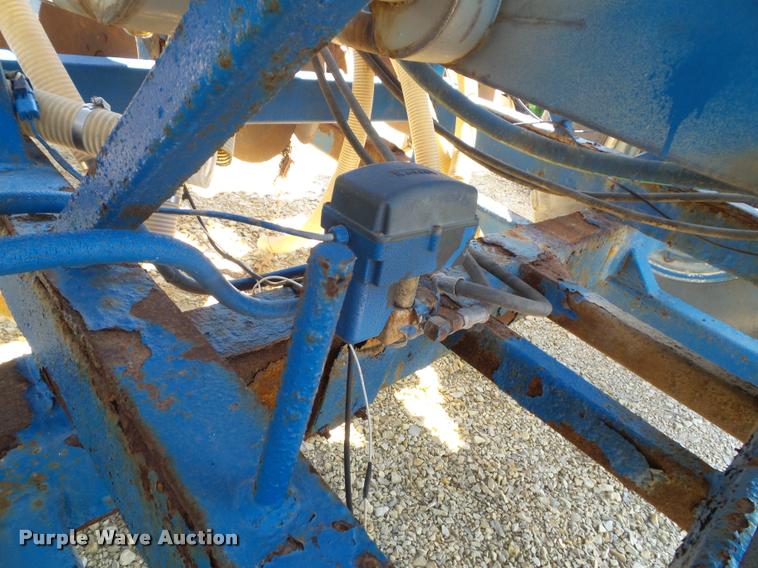 image for item K8201 Progressive 6200 12 row strip till