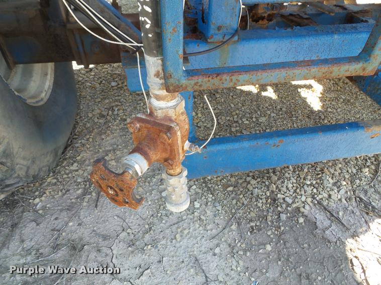 image for item K8201 Progressive 6200 12 row strip till