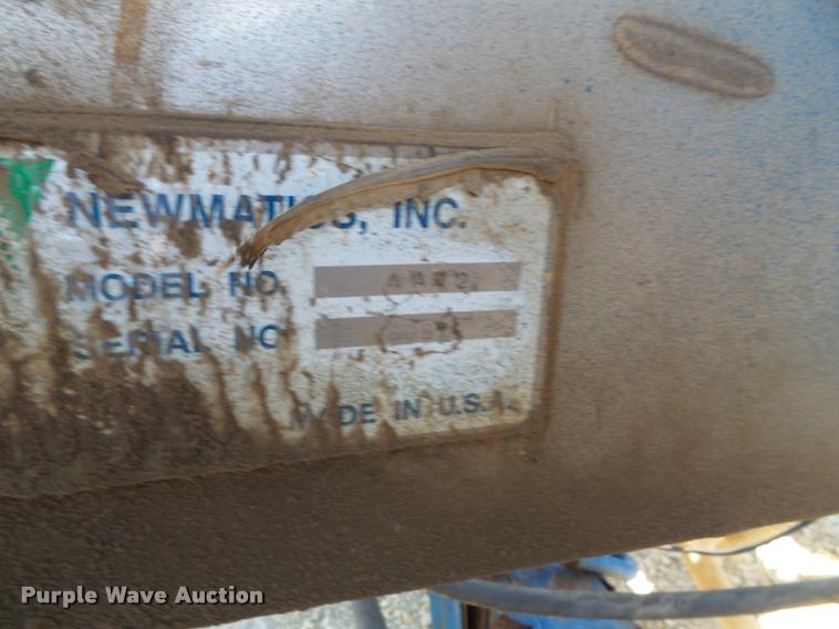 image for item K8201 Progressive 6200 12 row strip till