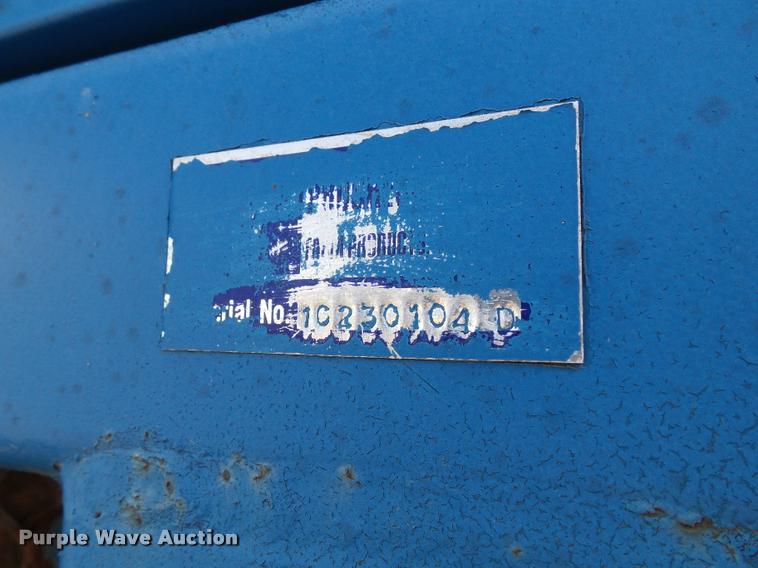 image for item K8201 Progressive 6200 12 row strip till