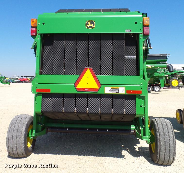 image for item K8202 2003 John Deere 567 Mega Wide round baler