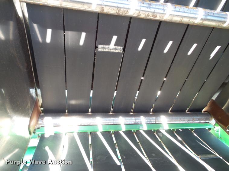 image for item K8202 2003 John Deere 567 Mega Wide round baler