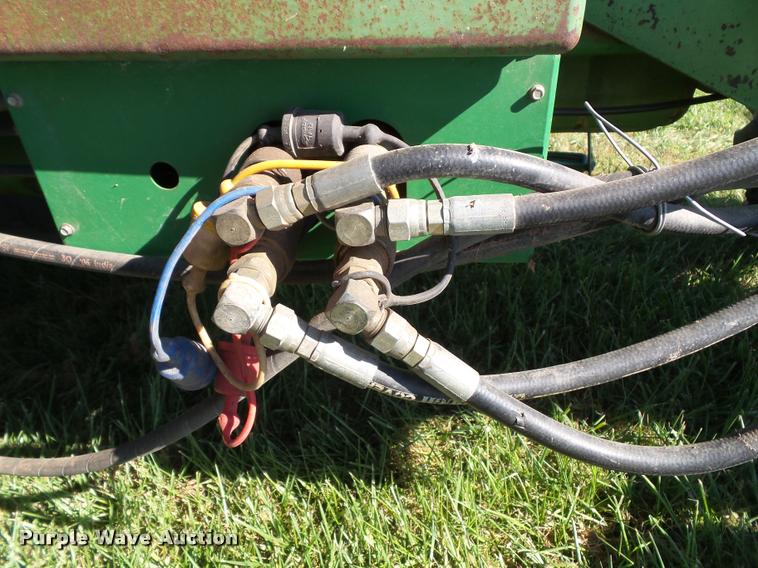 image for item K8222 1975 John Deere 4430 tractor