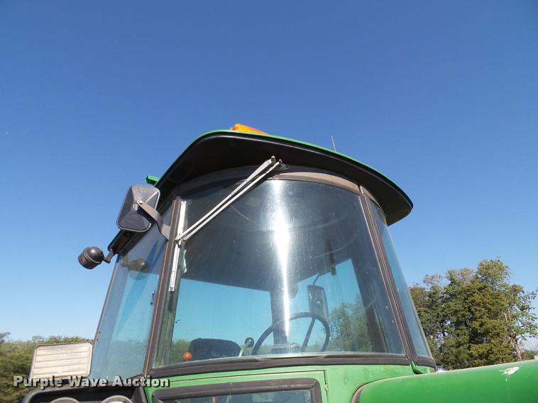 image for item K8222 1975 John Deere 4430 tractor